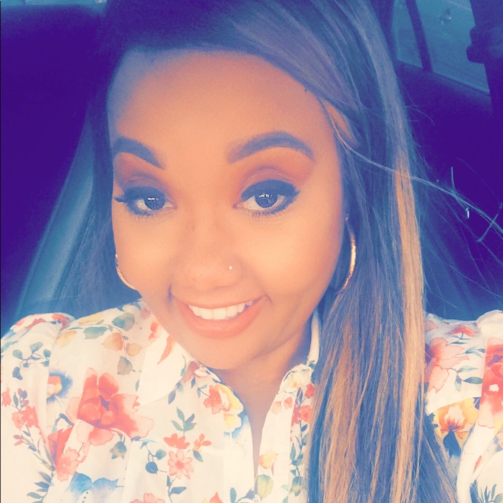 Meet your Posher, Tiffany